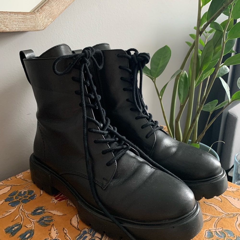 Anthropologie Matisse Ingrid Hiker Boots, Size 9